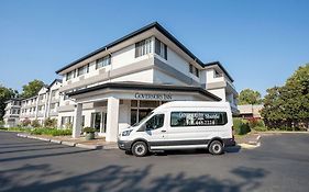 Governors Inn Hotel